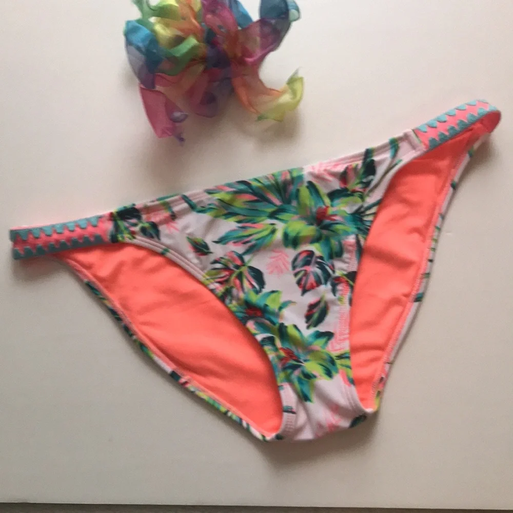 Xhilaration Bikini Bottom Melon and Turquoise. - Picture 1 of 5